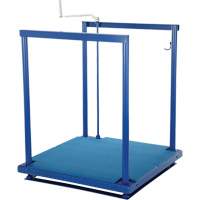 Ergonomic Posi-Crank Platform With Anti-Fatigue Mat, 36" W x 72" D, 500 lbs. Capacity, All-Welded VD460 | Globex Building Supplies Inc.